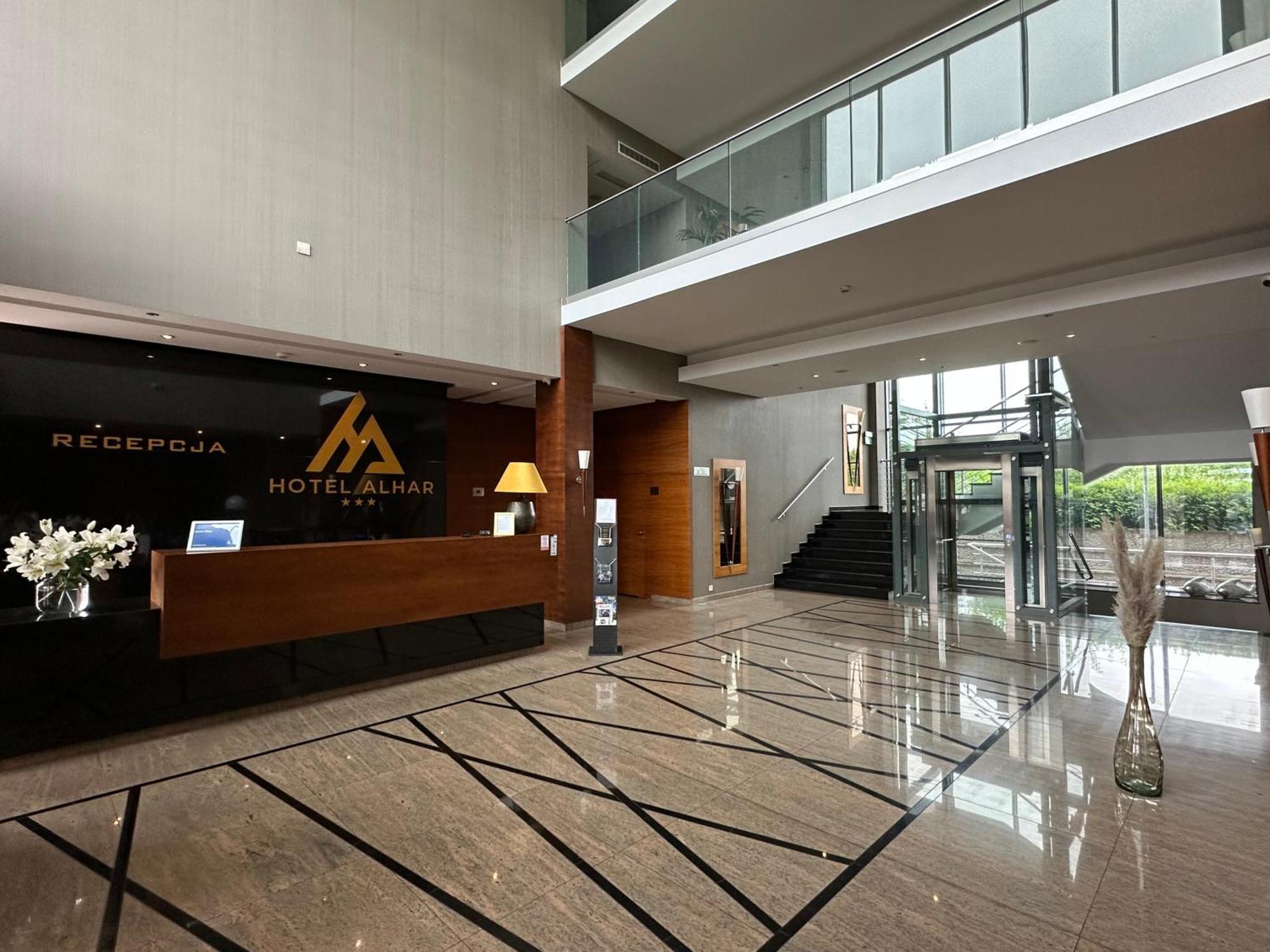 Hotel Alhar 3*
