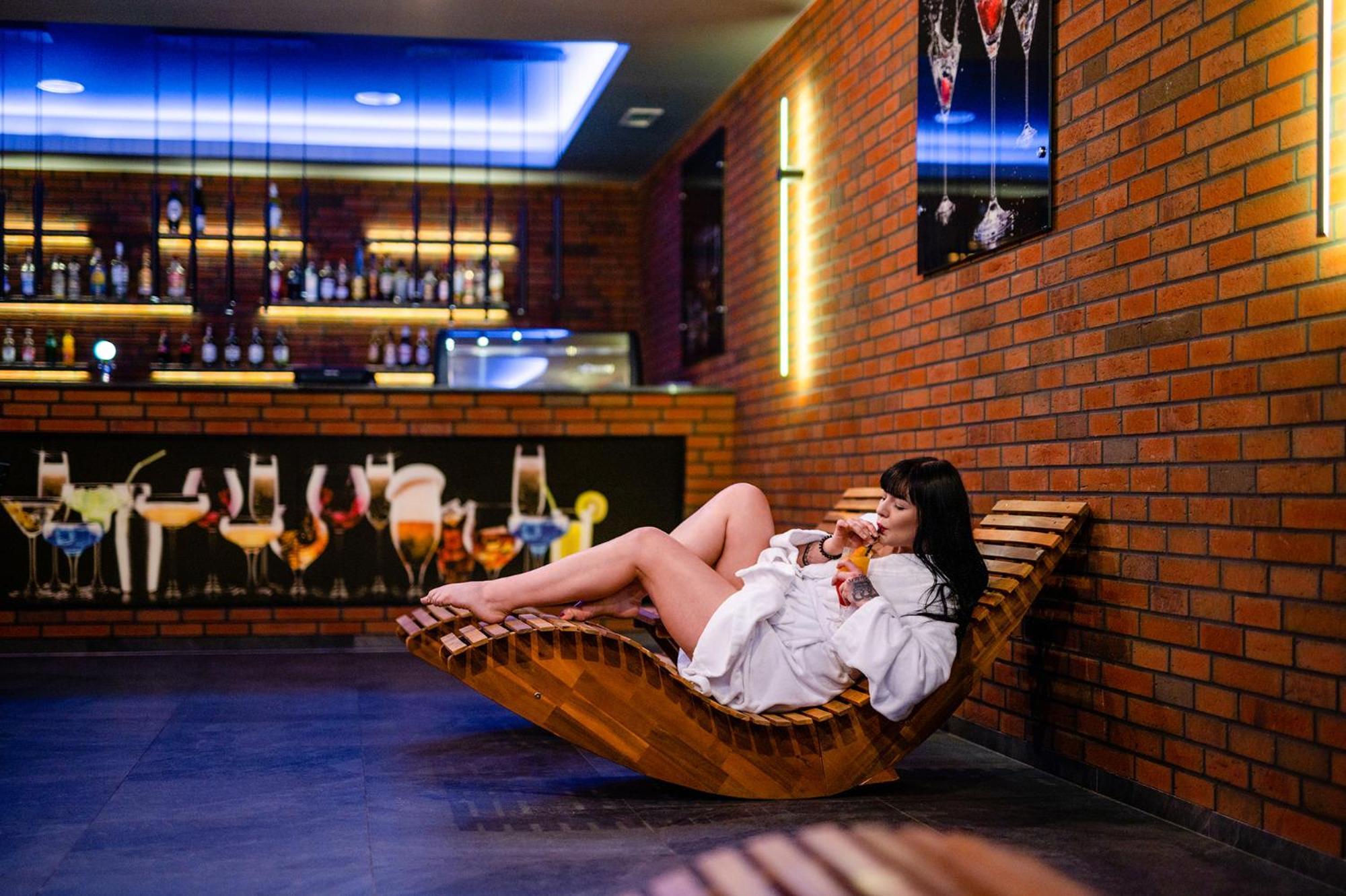 Alhar Hotel 3*