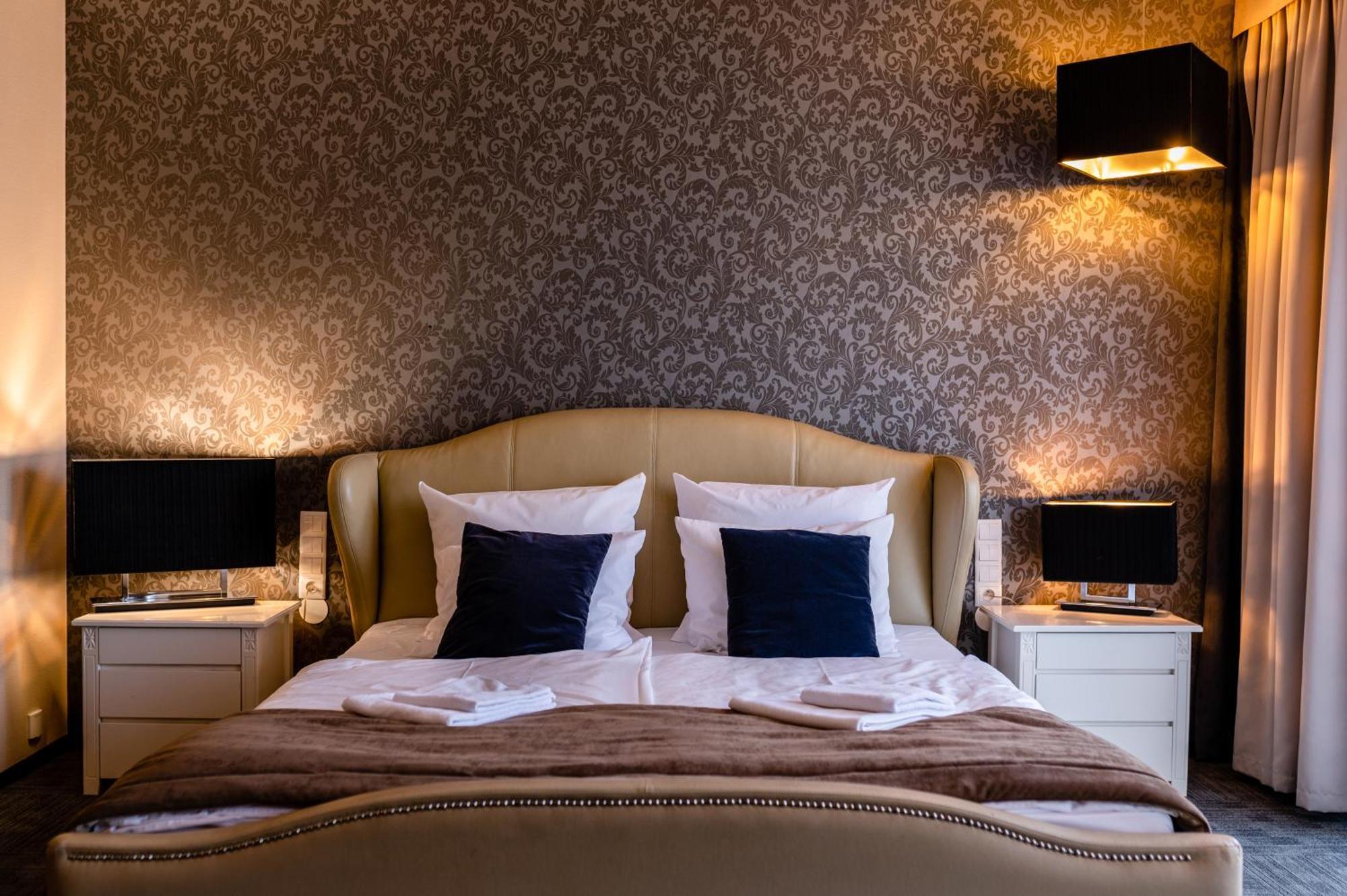 Alhar Hotel 3*